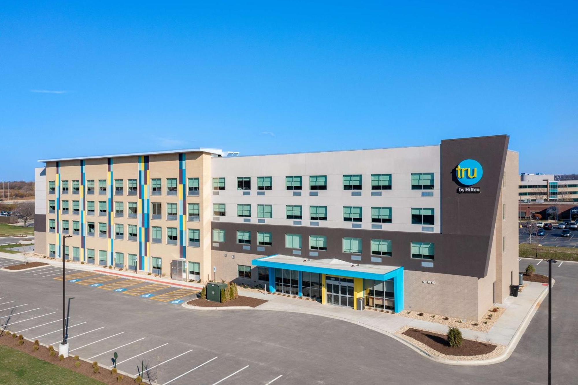 Tru By Hilton Naperville Chicago Exterior photo